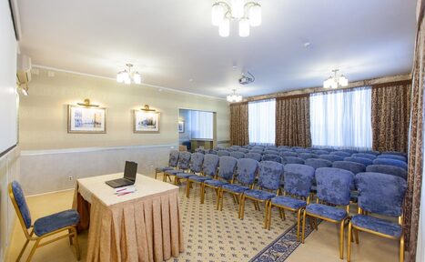 Арендовать Светлый конференц-зал