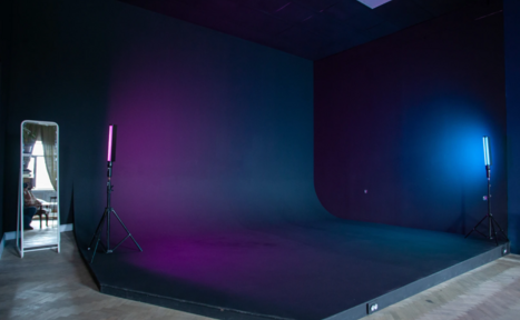 Арендовать Зал Темный в фотостудии Культ