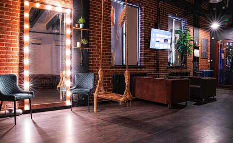 Арендовать Просторный лофт с грилем и верандой