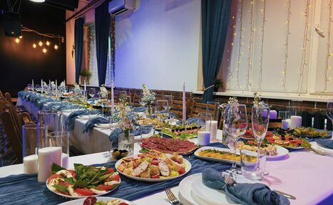 Арендовать Лофт со сценической аппаратурой, грилем и верандой