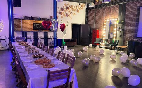 Арендовать Просторный лофт с грилем и верандой