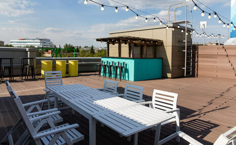 Арендовать Атмосферное лофт-пространство с выходом на веранду