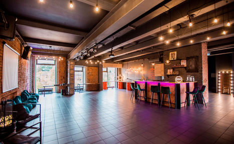 Арендовать Атмосферное лофт-пространство с выходом на веранду