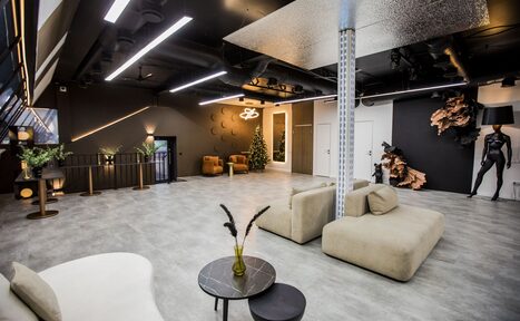 Арендовать Мусс Лофт. Светлый лофт с верандой на крыше