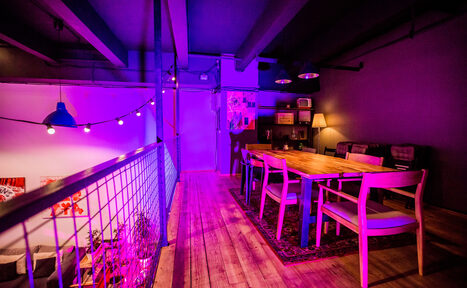 Арендовать Дизайнерское двухуровневое пространство