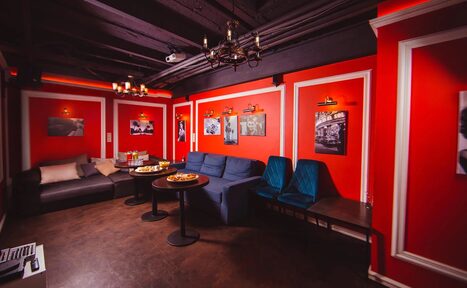 Арендовать Party Hard (Пати Хард). Лофт-зал в церемониальном стиле