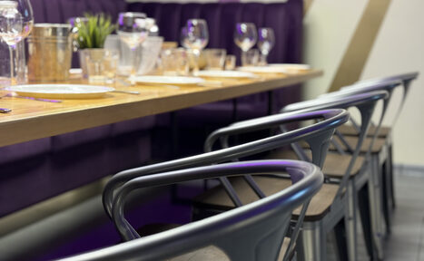 Арендовать Просторный лофт с барной стойкой