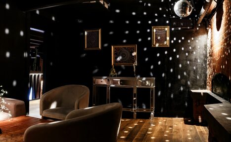 Арендовать Двухуровневый клуб под закрытие