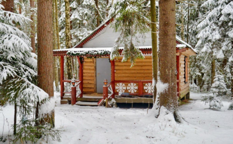 Арендовать Избушка Домик Деда Мороза 