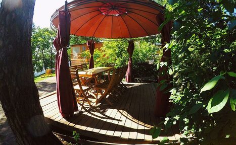 Арендовать Маленький шатер-беседка с видом на озеро