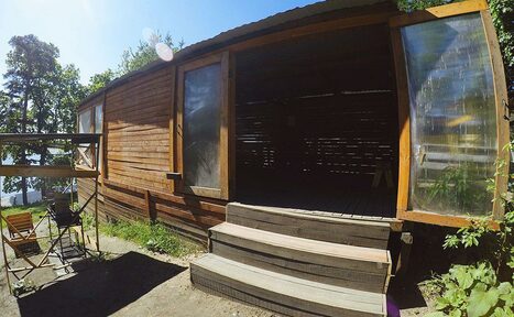 Арендовать Большая летняя беседка вместимостью до 35 человек в Озерках