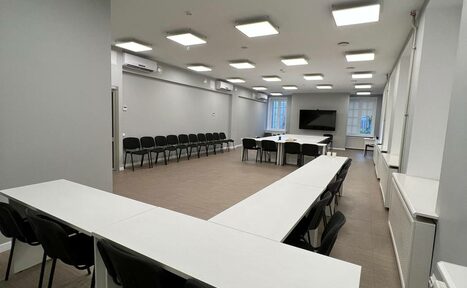 Арендовать Mia Clinic (Миа Клиник). Светлый лекционный зал