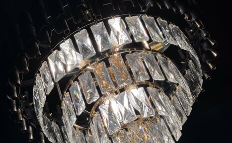 Арендовать Gatsby. Стильный тематический лофт в черно-золотых цветах 