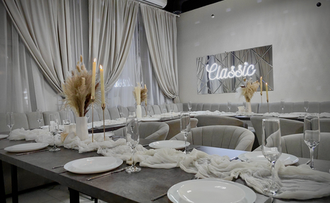 Арендовать Classic. Элегантный лофт в классическом стиле с диско‑шаром 