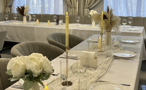 Арендовать Classic. Элегантный лофт в классическом стиле с диско‑шаром 