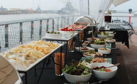 Арендовать Шатер в Кронштадте с видом на Финский залив