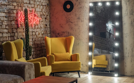 Арендовать Рокстар. Брутальный лофт с рок атрибутикой