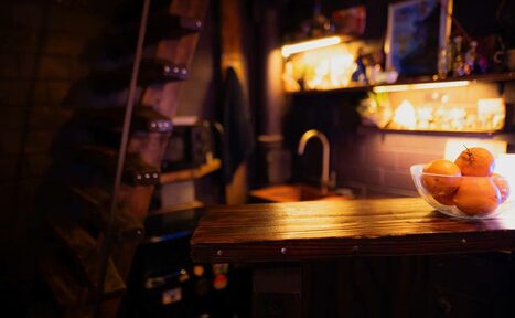 Арендовать Лес. Театральный лофт с верандой, сценой и вторым ярусом