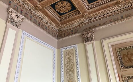 Арендовать Светлое арт-пространство в классическом стиле