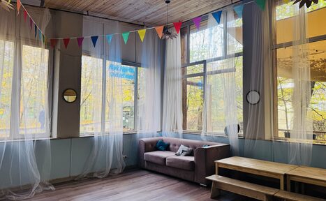 Арендовать Просторный лофт для семейных мероприятий