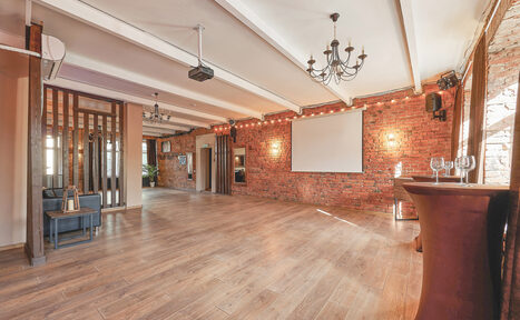 Арендовать Loft Lodge 10. Дизайнерская площадка