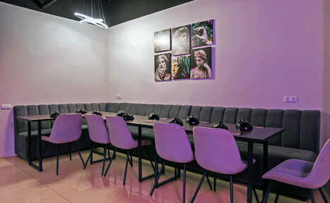 Арендовать Лофт-зал с караоке и диско-шаром