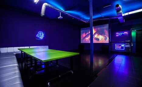 Арендовать Лофт для светящихся вечеринок