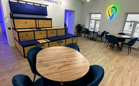 Арендовать Лофт в центре города с барной стойкой