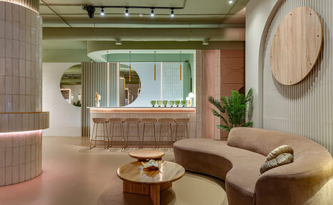 Арендовать Лофт Май. Зал Октябрь в центре города