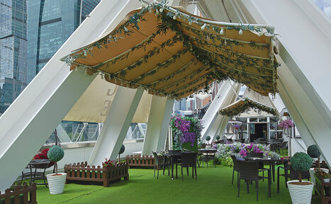 Арендовать Most Lounge (Мост Лаунж). Веранда с видом на Москва-Сити 