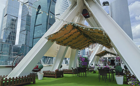 Арендовать Most Lounge (Мост Лаунж). Веранда с видом на Москва-Сити 