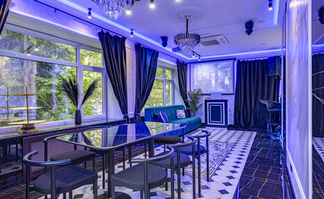 Арендовать Лофт Май. Зал Место