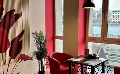 Арендовать Sea Grill. Лофт-бар под закрытие с видом на Неву