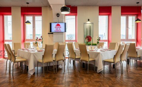 Арендовать Sea Grill. Лофт-бар под закрытие с видом на Неву