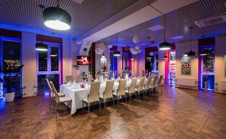 Арендовать Sea Grill. Лофт-бар под закрытие с видом на Неву