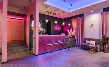 Арендовать Лофт-зал с дизайнерской отделкой