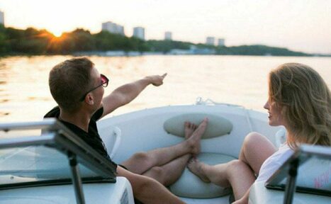 Арендовать Шестиместный современный катер