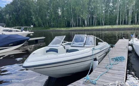 Арендовать Шестиместный современный катер