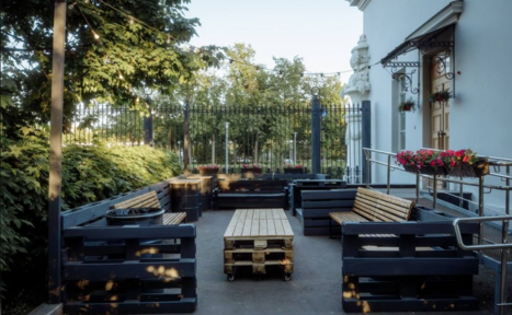 Арендовать Engage VR Светлый лофт с верандой на ВДНХ