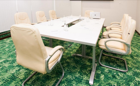 Арендовать Небольшой зал для переговоров в отеле