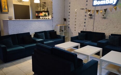 Арендовать Уютный лофт-зал с караоке