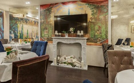 Арендовать Regul. Пространство для мероприятий в старинном дворике