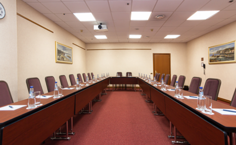 Арендовать Зал для деловых и образовательных мероприятий в отеле