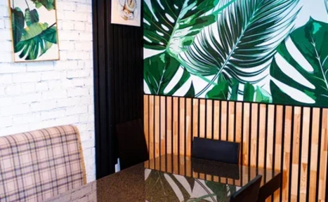 Арендовать Филиал Квест Центра. Уютный лофт с большим столом