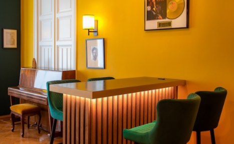 Арендовать Студия для вокала и записи подскастов