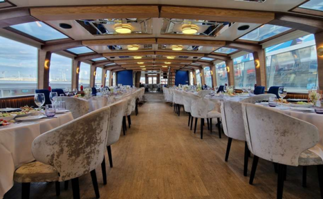 Арендовать Теплоход для праздничных мероприятий 