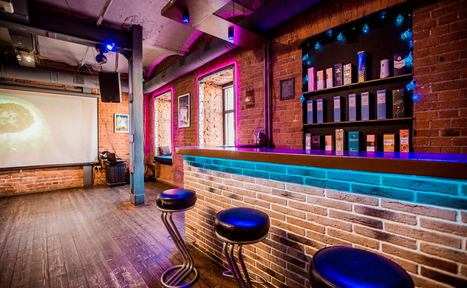 Арендовать Клубный лофт на набережной в центре Москвы