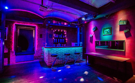 Арендовать Клубный лофт на набережной в центре Москвы