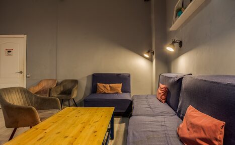 Арендовать Уютный кинозал в антикафе