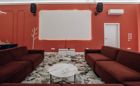 Арендовать Санта Лючия. Изысканное пространство